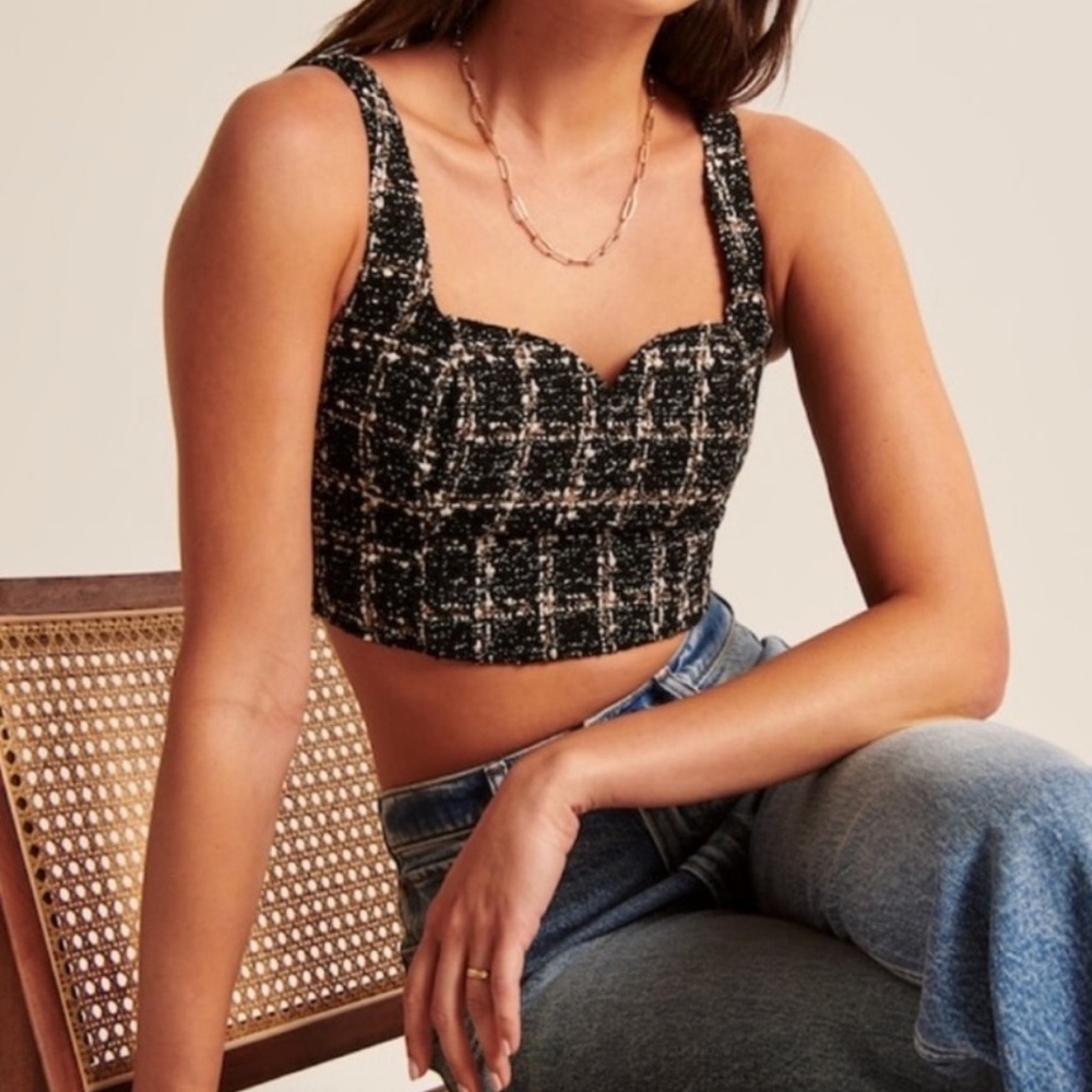 ABERCROMBIE & FITCH Womens
Tweed Crop Tank Top Black Plaid Sweetheart Size Small